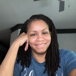 Meet your Posher, Latasha